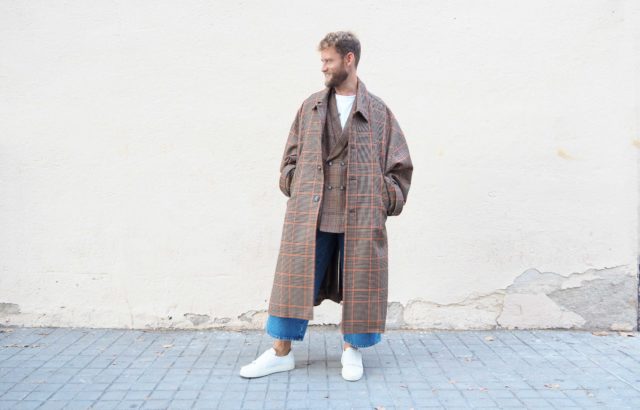 Pieter de Groot Coat Checks 1 - LR3